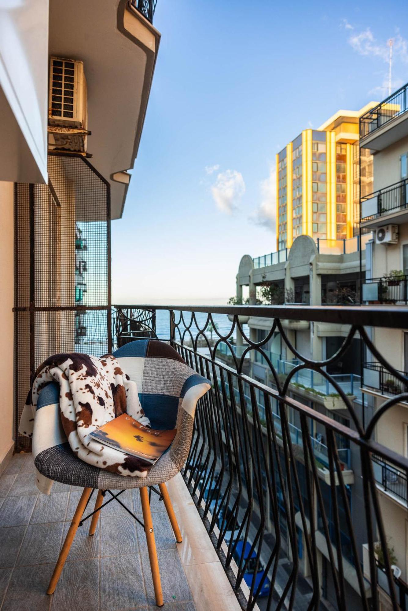 Апартаменты Casa Dei Visionari - Mare Бари Экстерьер фото